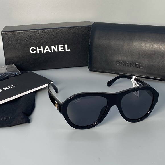 CHANEL PILOT SUNGLASSES - Picture 2 of 8